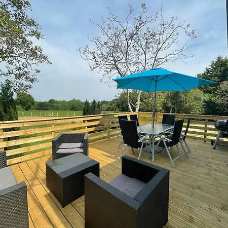 Landhaus Maison Contemporaine Renovee Avec Etang Prive Et Terrasse, Proche - 3 Chambres, Wifi Inclus