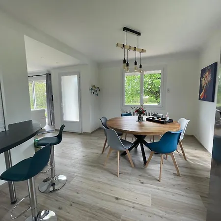 Maison Contemporaine Rénovée Avec étang Privé Et Terrasse, Proche - 3 Chambres, Wifi Inclus - Fr-1-426-517 Hébergement de vacances