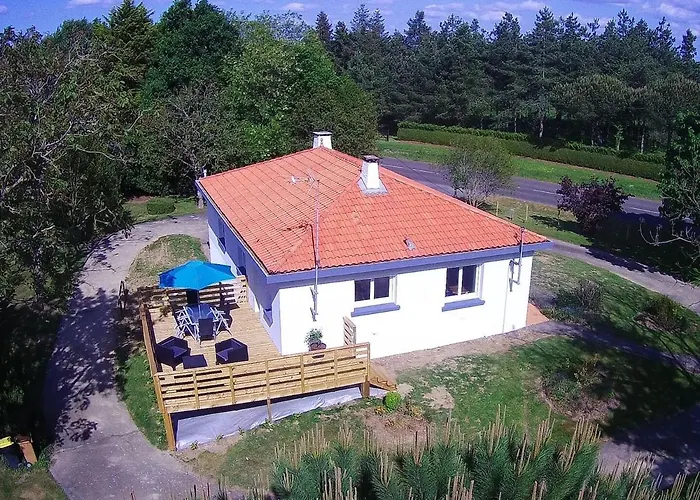 Maison Contemporaine Renovee Avec Etang Prive Et Terrasse, Proche - 3 Chambres, Wifi Inclus - Fr-1-426-517 *