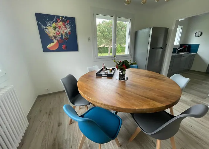 Maison Contemporaine Renovee Avec Etang Prive Et Terrasse, Proche - 3 Chambres, Wifi Inclus - Fr-1-426-517 Holiday home *