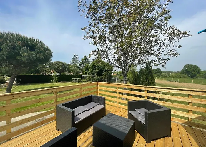 Maison Contemporaine Renovee Avec Etang Prive Et Terrasse, Proche - 3 Chambres, Wifi Inclus - Fr-1-426-517 * Nieul-le-Dolent